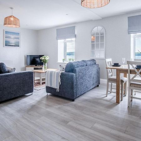 Haven View - 2 Bedroom Apartment - Милфорд-Хейвен Экстерьер фото