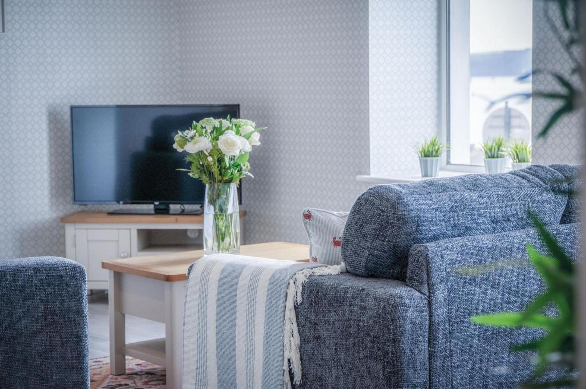 Haven View - 2 Bedroom Apartment - Милфорд-Хейвен Экстерьер фото