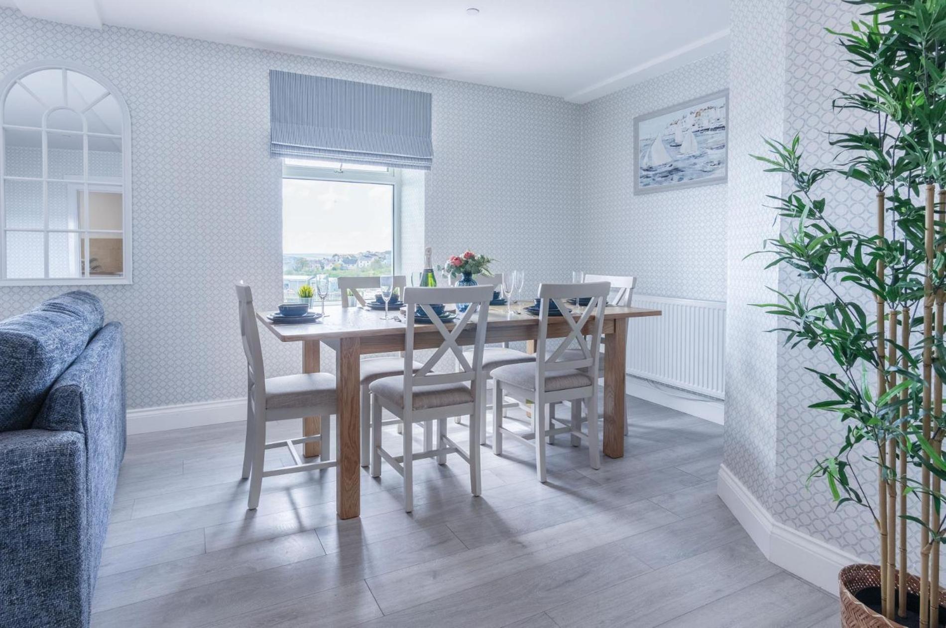 Haven View - 2 Bedroom Apartment - Милфорд-Хейвен Экстерьер фото